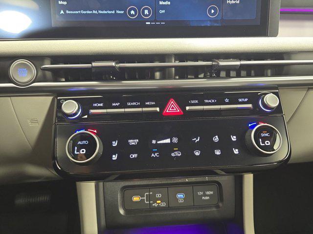 new 2025 Hyundai TUCSON Hybrid car, priced at $42,411