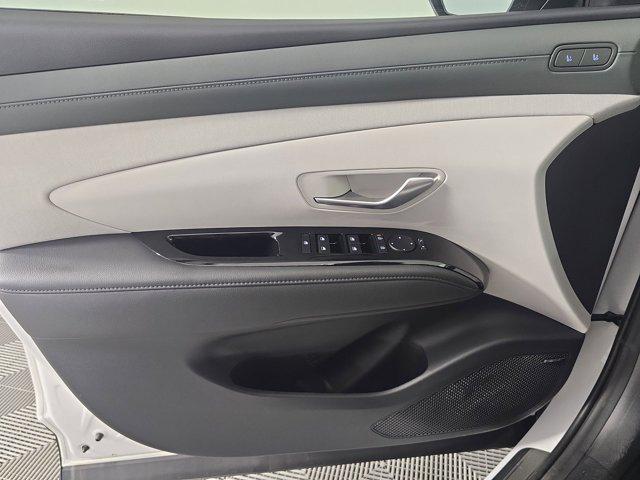 new 2025 Hyundai TUCSON Hybrid car, priced at $42,411