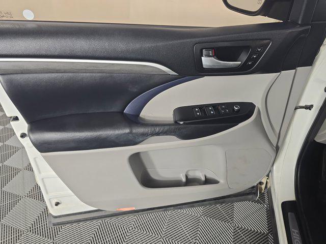 used 2017 Toyota Highlander car, priced at $19,999