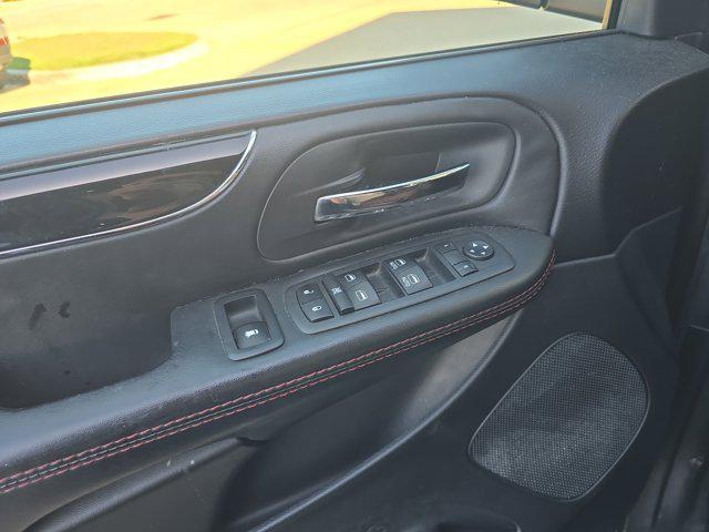 used 2018 Dodge Grand Caravan car, priced at $10,999