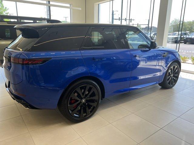 new 2025 Land Rover Range Rover Sport car, priced at $137,300