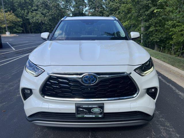 used 2021 Toyota Highlander Hybrid car, priced at $38,624
