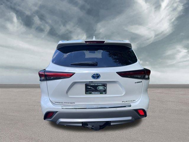 used 2021 Toyota Highlander Hybrid car, priced at $38,624