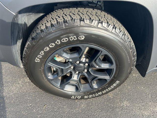used 2020 Jeep Cherokee car, priced at $24,453