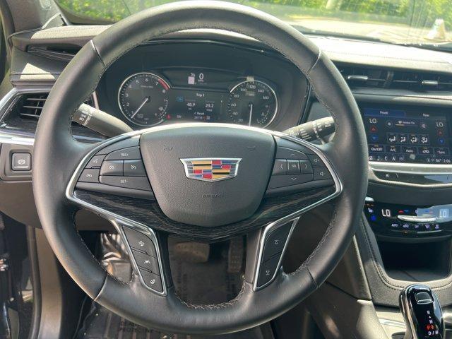 used 2022 Cadillac XT5 car, priced at $37,955
