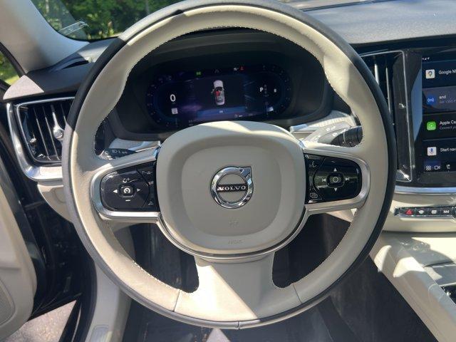 used 2024 Volvo S60 car