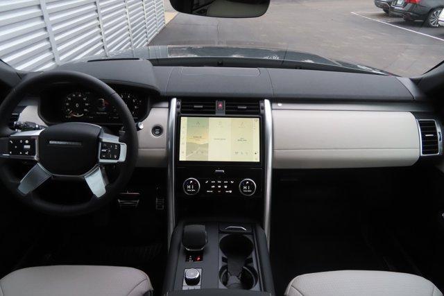 new 2024 Land Rover Discovery car, priced at $77,990