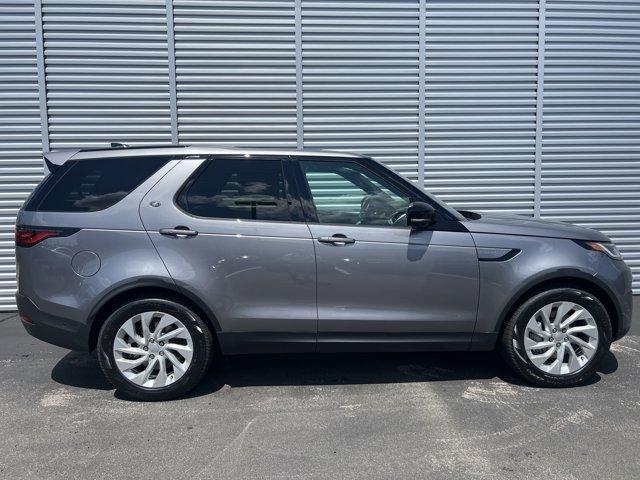 new 2025 Land Rover Discovery car, priced at $67,343
