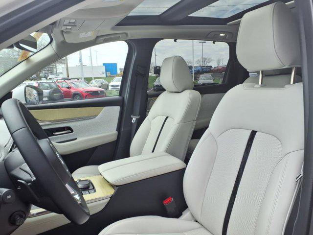 new 2025 Mazda CX-90 car, priced at $57,258