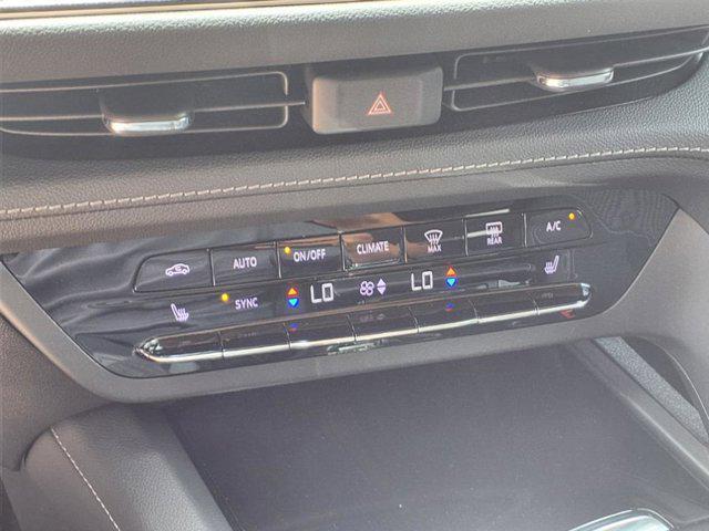used 2023 Buick Envision car, priced at $28,000