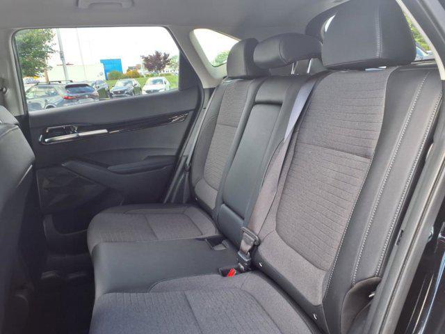 used 2023 Kia Seltos car, priced at $22,304