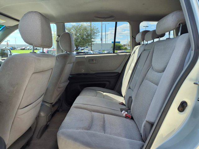 used 2003 Toyota Highlander car, priced at $6,500