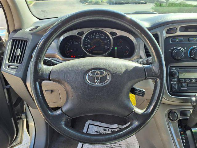 used 2003 Toyota Highlander car, priced at $6,500