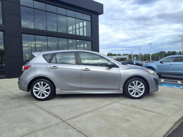 used 2011 Mazda Mazda3 car, priced at $8,000