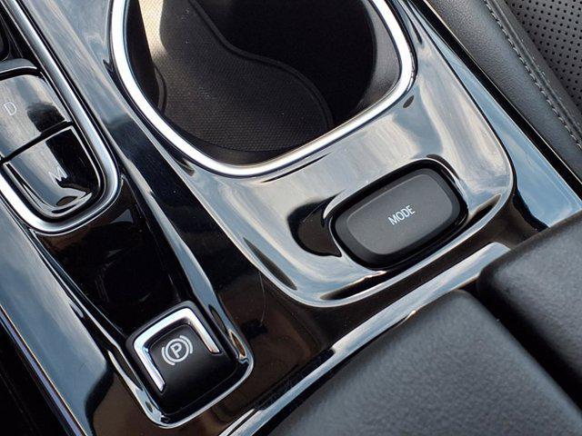 used 2021 Buick Envision car, priced at $28,356