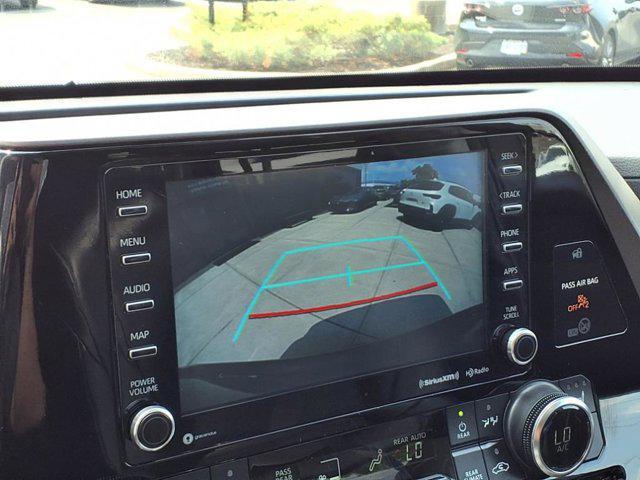 used 2022 Toyota Highlander car, priced at $37,655