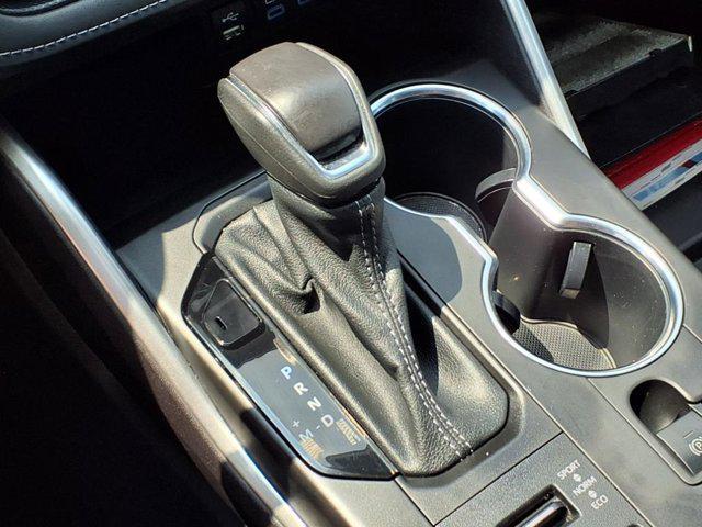 used 2022 Toyota Highlander car, priced at $37,655