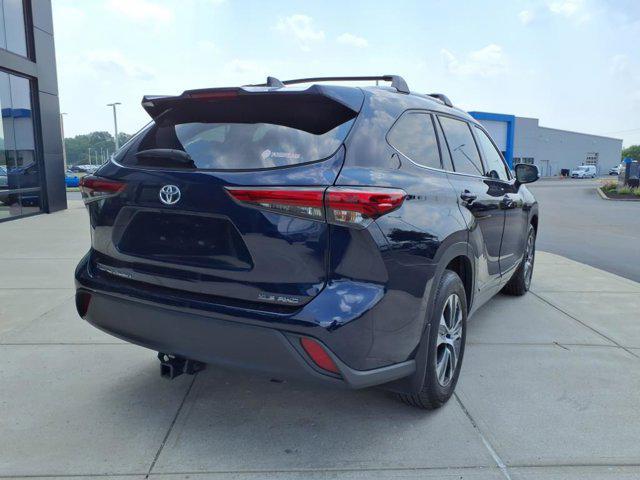 used 2022 Toyota Highlander car, priced at $37,655
