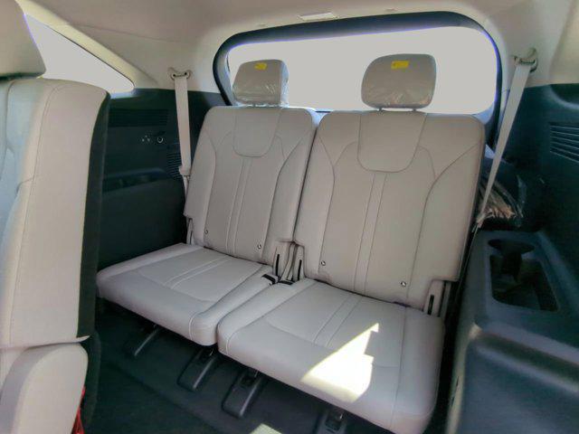 new 2025 Kia Sorento car, priced at $36,142