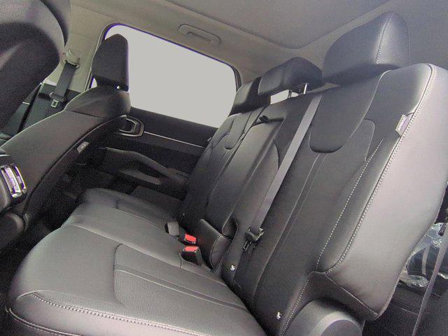 new 2025 Kia Sorento car, priced at $35,542