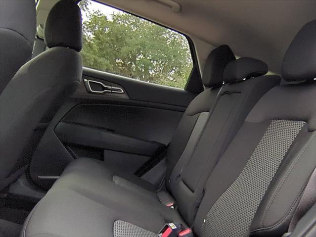 new 2025 Kia Sportage Hybrid car, priced at $28,489