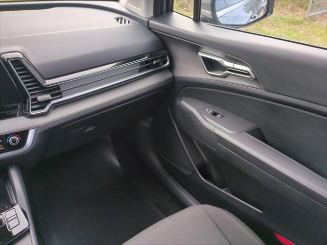 new 2025 Kia Sportage Hybrid car, priced at $28,489