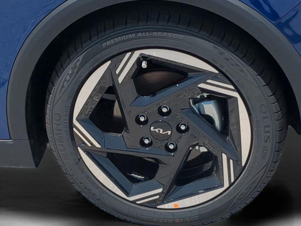 new 2025 Kia K4 car, priced at $24,073