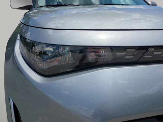 new 2025 Kia Soul car, priced at $19,933