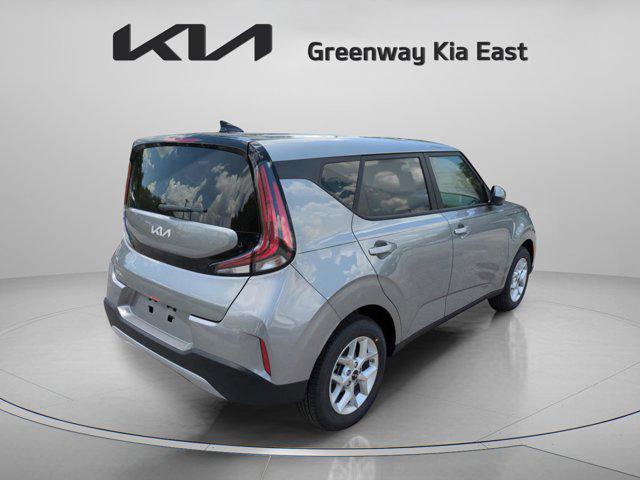 new 2025 Kia Soul car, priced at $19,933