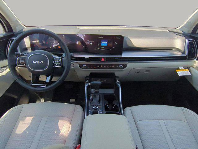 new 2025 Kia Sorento car, priced at $40,080