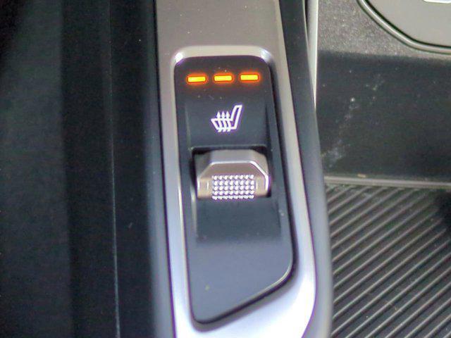 new 2025 Kia Sorento car, priced at $35,711