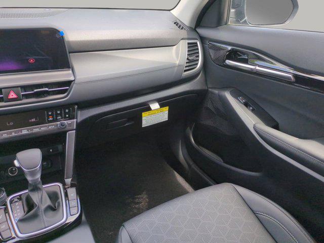 new 2025 Kia Seltos car, priced at $25,778