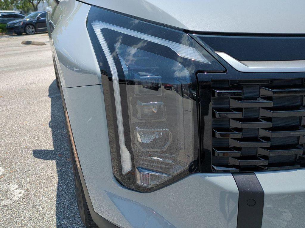 new 2026 Kia Sportage car, priced at $31,453