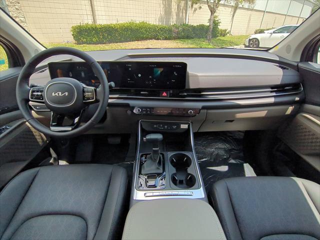 new 2025 Kia Carnival car, priced at $39,699