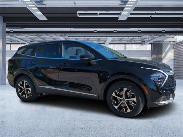 new 2025 Kia Sportage car, priced at $30,539