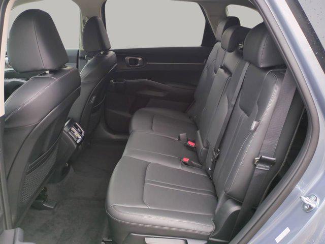 new 2025 Kia Sorento car, priced at $35,505