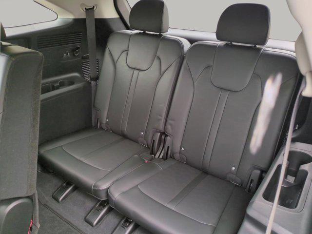new 2025 Kia Sorento car, priced at $35,505
