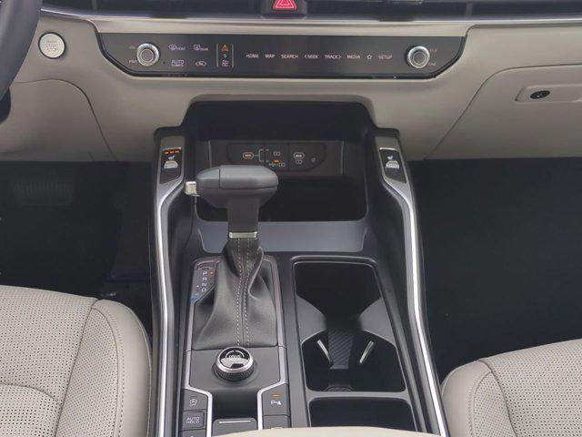 new 2025 Kia Sorento car, priced at $35,673