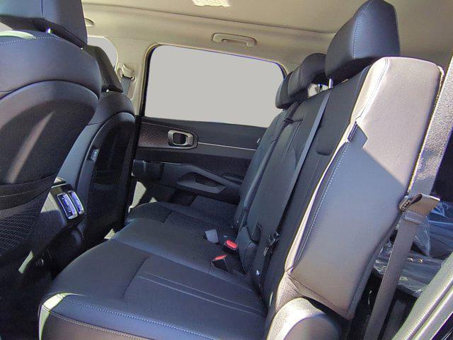 new 2025 Kia Sorento car, priced at $35,406