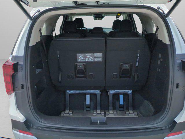 new 2026 Kia Carnival Hybrid car, priced at $42,616