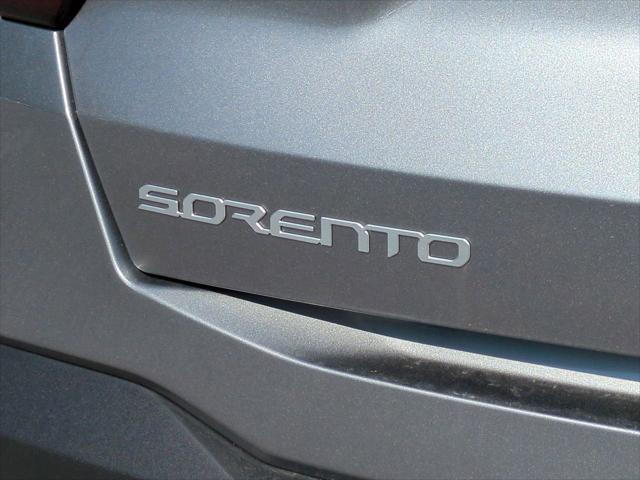 new 2025 Kia Sorento Hybrid car, priced at $46,693