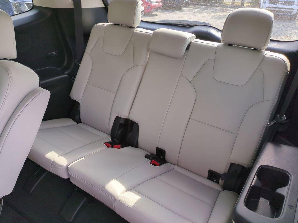 new 2025 Kia Telluride car, priced at $37,702