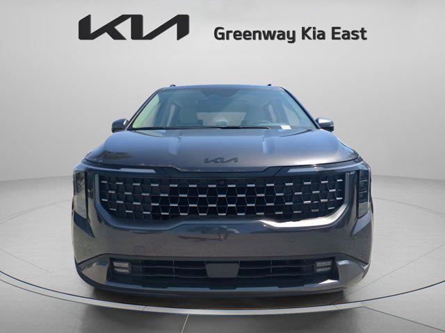 new 2025 Kia Carnival car, priced at $51,426