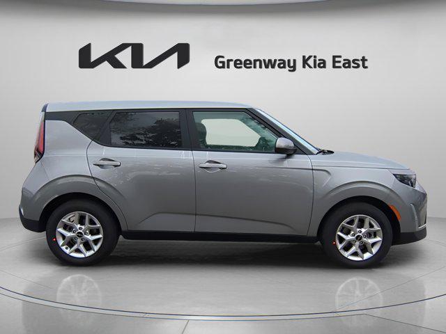 new 2025 Kia Soul car, priced at $19,983