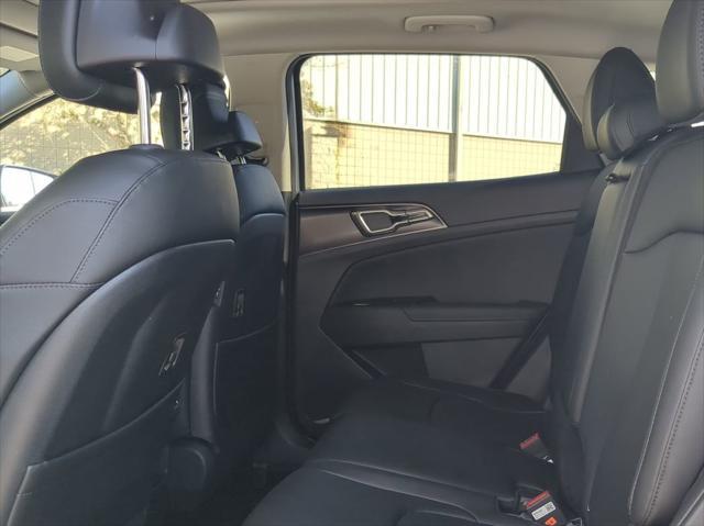 new 2025 Kia Sportage car, priced at $30,304