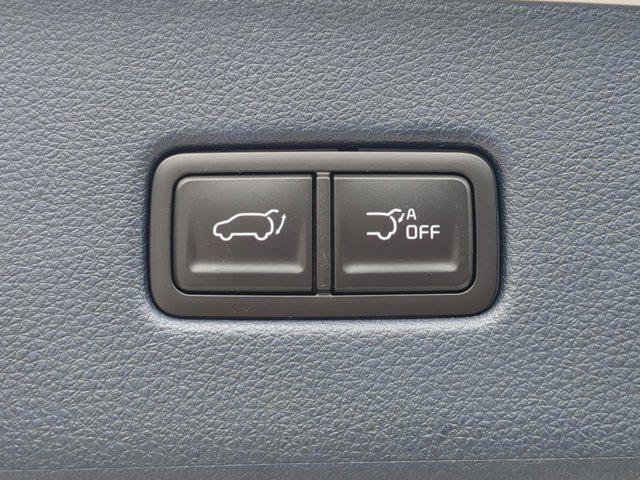 new 2025 Kia Carnival car, priced at $40,164