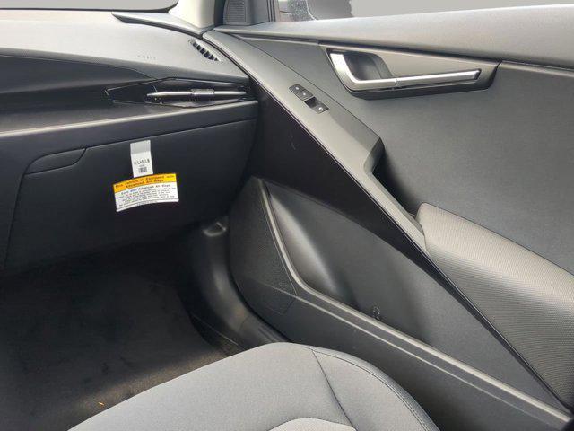 new 2025 Kia Niro car, priced at $26,189
