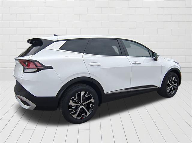 new 2025 Kia Sportage car, priced at $28,619