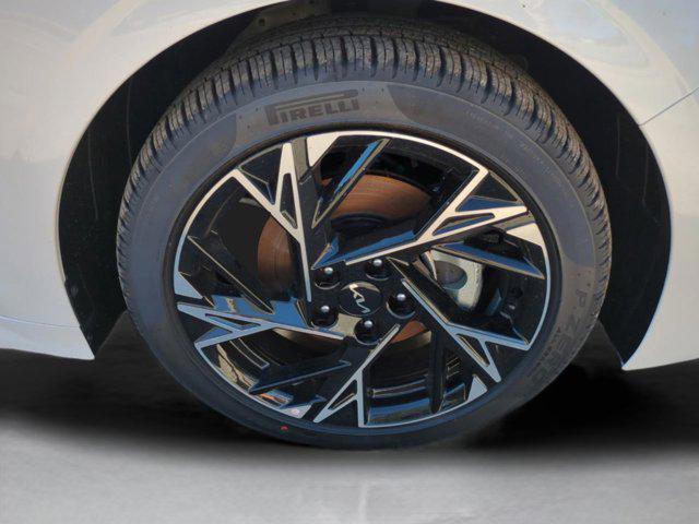 new 2025 Kia K5 car, priced at $29,101
