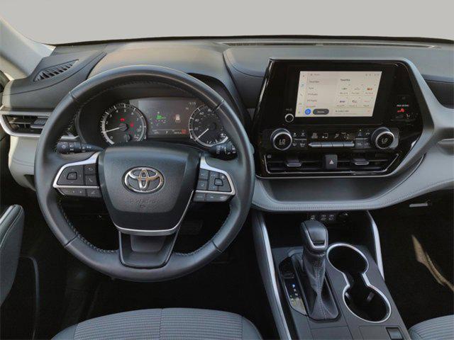 used 2024 Toyota Highlander car, priced at $36,592